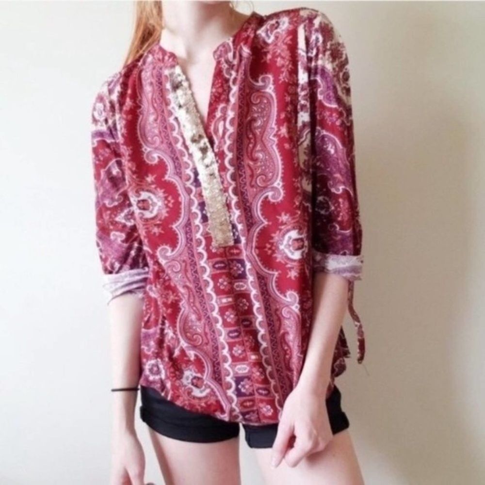 Tiny popover red‎ sequined blouse small